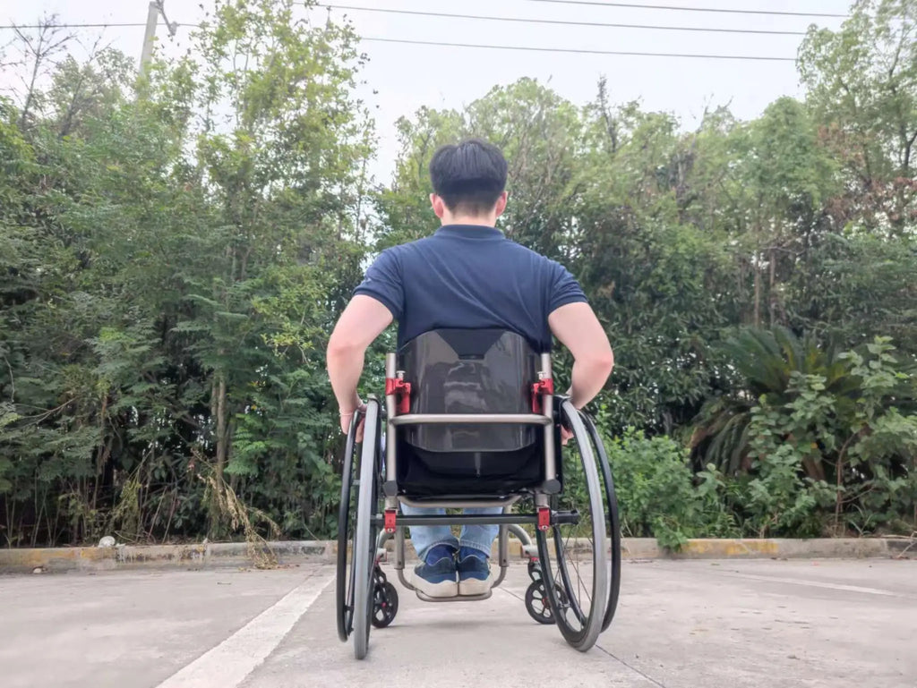 The Best Lightweight Wheelchairs for Everyday Life (2026 Guide)